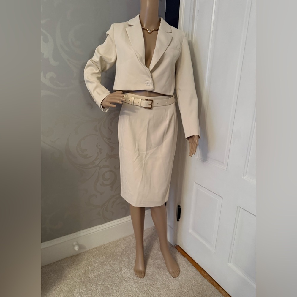 Chic Cream Skirt Set